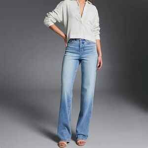 Fit No. 35 Classic Straight Stretch Jean
BUCKLE BLACK